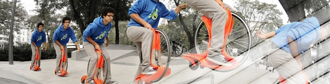 スケートボードと一輪車の要素を持つスポーツ遊具が登場！