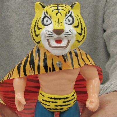 タイガーマスクのソフビ人形